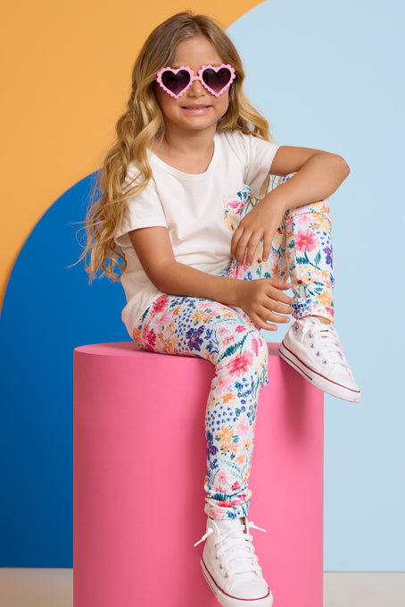 Conjunto niña flores